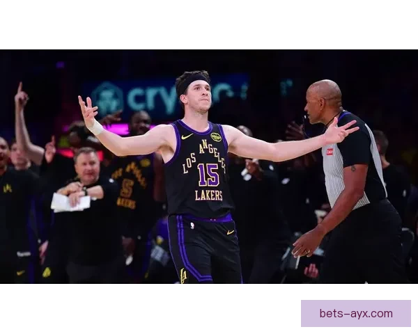 湖人超值球员里夫斯今夏吸引多队关注 或将迎来2-3年顶薪级合同 湖人超值球员里夫斯今夏吸引多队关注 或将迎来2-3年顶薪级合同